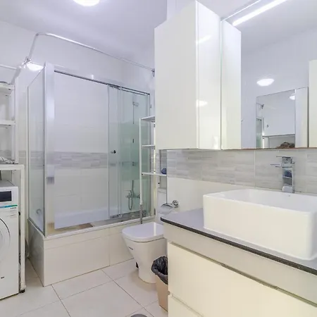 Flatguest Habitat Xu * Playa del Ingles (Gran Canaria)