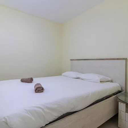 Apartment Flatguest Habitat Xu